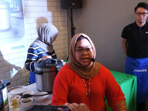Philips All-In- One Pressure Cooker Menjanjikan Hidangan Raya Terpantas