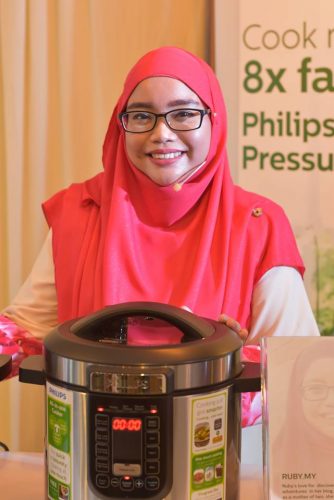 Philips All-In- One Pressure Cooker Menjanjikan Hidangan Raya Terpantas