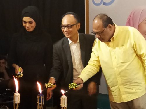 Kempen ‘Daripada Ibu Kepada Ibu’ Dari P&G Bersama Izreen Azminda